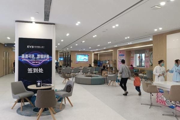南宁爱尔眼科医院环境图