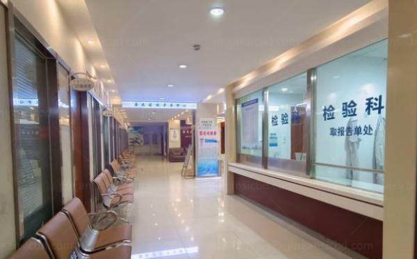 呼和浩特光正眼科医院晶体植入多少钱www.jingansicbd.com