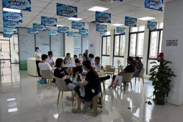 柳州市中医医院眼科收费标准公示www.jingansicbd.com