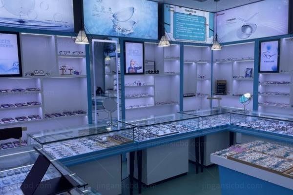 深圳卫尔斯眼科门诊部配镜区