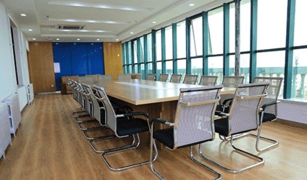 烟台正大光明眼科医院专家会诊会议室