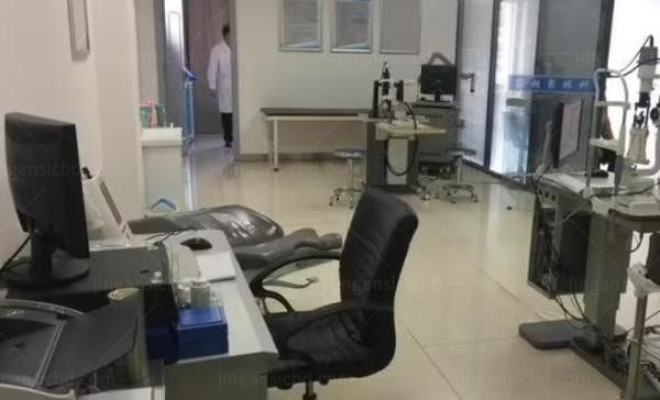 宁夏朝聚开明眼科医院屈光科