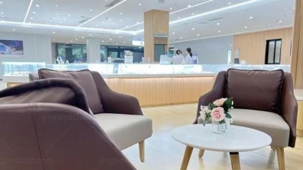 南昌红谷滩普瑞眼科医院休息区