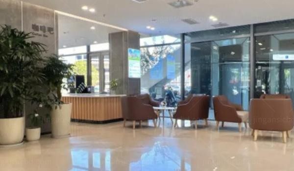 南昌红谷滩普瑞眼科医院大厅