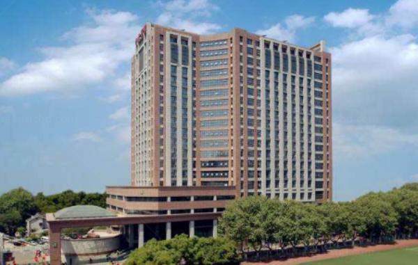 东南大学附属中大医院眼科青光眼手术费用www.jingansicbd.com