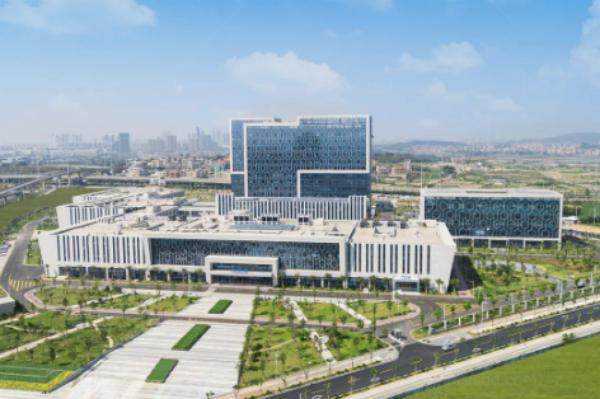 厦门大学附属翔安医院眼科近视眼手术价格www.jingansicbd.com