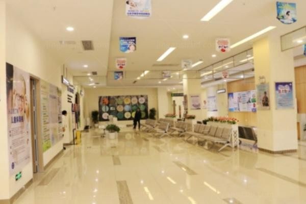 随州爱尔眼科医院环境图