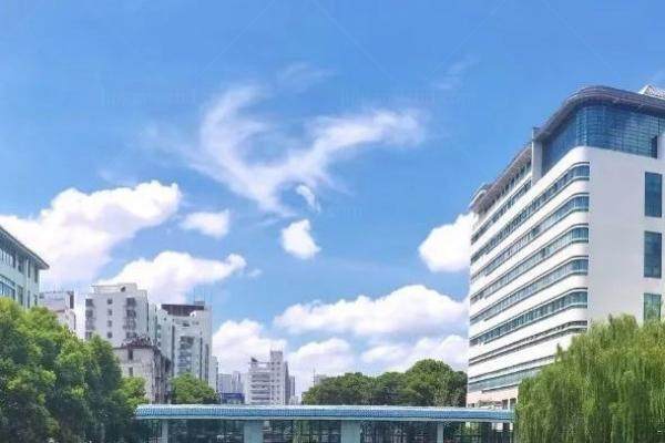 嘉兴市中医医院眼科中心怎么样？www.jingansicbd.com