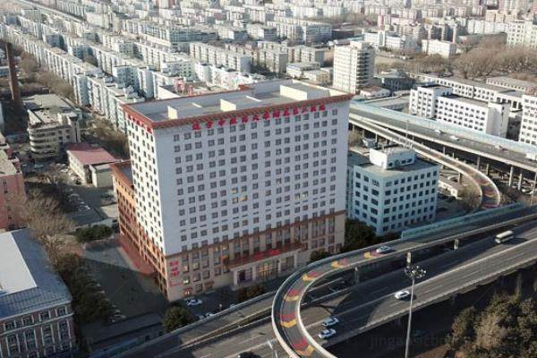 辽宁中医药大学附属第二医院眼科www.jingansicbd.com.jpg