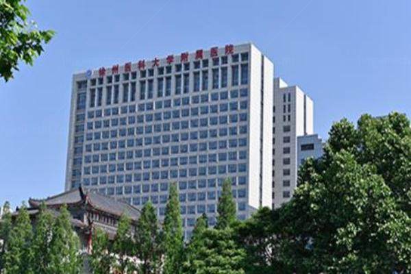 徐州医科大学附属医院眼科半飞秒手术多少钱www.jingansicbd.com