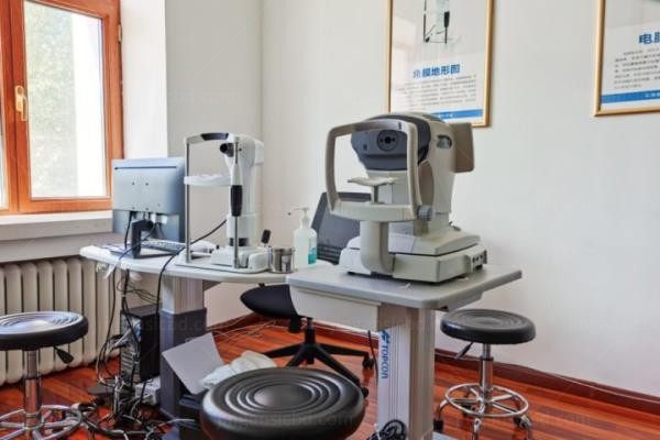 哈尔滨云海眼科医院环境图