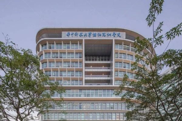 华中科技大学协和深圳医院整形美容烧伤科