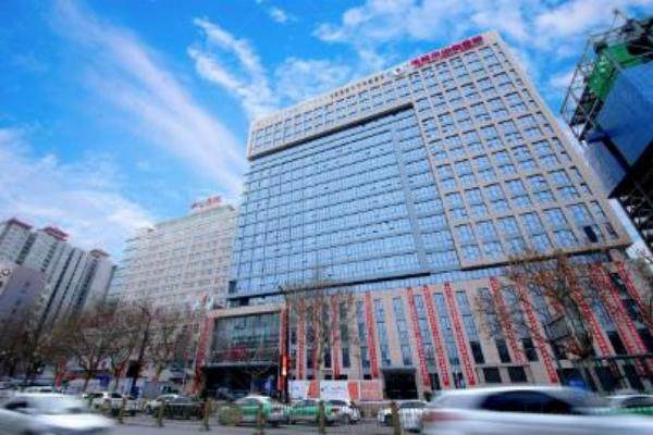 咸阳市中心医院眼科半飞秒手术价格www.jingansicbd.com