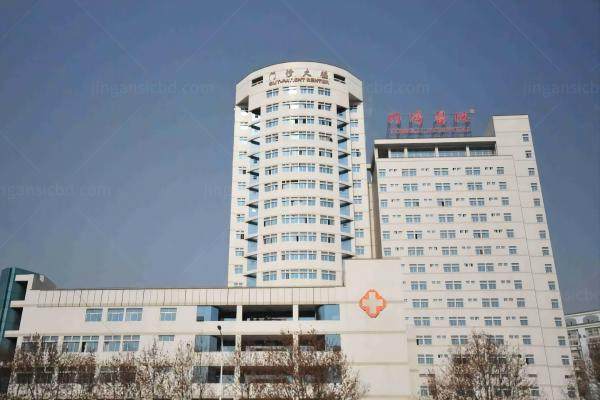 武汉同济医院眼科怎么样？飞秒手术优势大|刘海霞医生技术在线附挂号预约方式