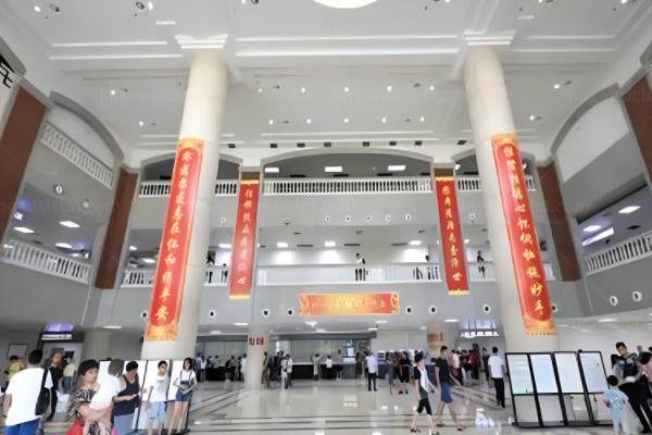 www.jingansicbd.com厦门市中医院眼科怎么样?资质正规|中西医结合|医生技术在线附挂号方式.jpg