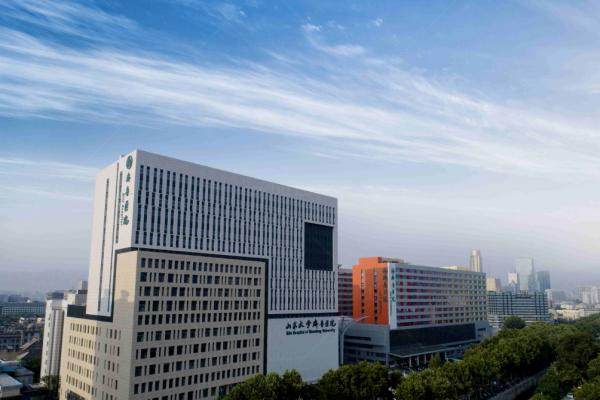 山东大学齐鲁医院眼科怎么样.jpg 山东大学齐鲁医院眼科怎么样.jpg