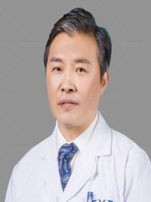 王建强