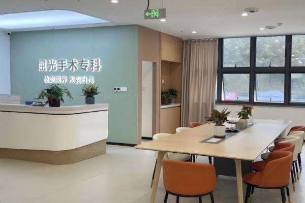 柳州赋盈眼科医院地址在哪里?经查询在鱼峰区附联系电话和乘车路线www.jingansicbd.com.jpg