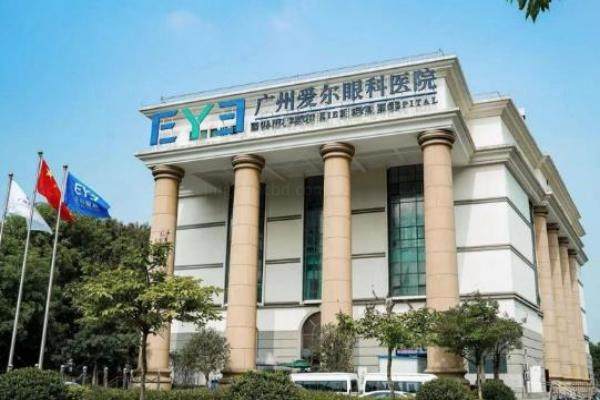 广州黄埔爱尔眼科医院武哲明医生怎么样www.jingansicbd.com
