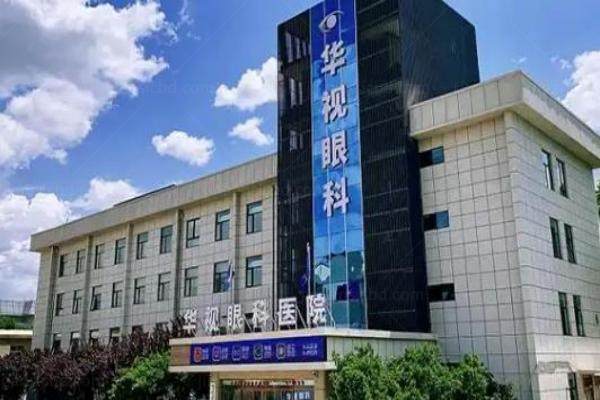 先天性上睑下垂哪个医生看的好一点www.jingansicbd.com 先天性上睑下垂哪个医生看的好一点www.jingansicbd.com