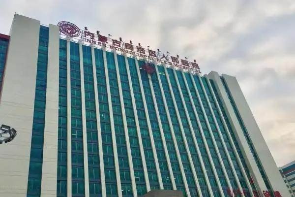 内蒙古自治区人民医院眼科近视手术价格www.jingansicbd.com