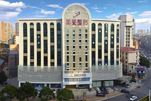 南京美莱整形医院医生介绍yimei.360tulou.com.jpg