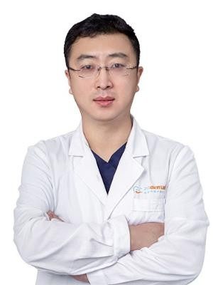 刘成