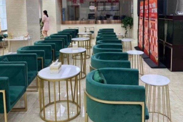 成都医大口腔医院休息区