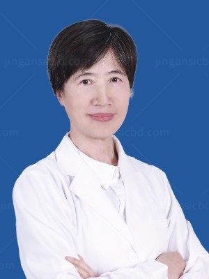 凌月华
