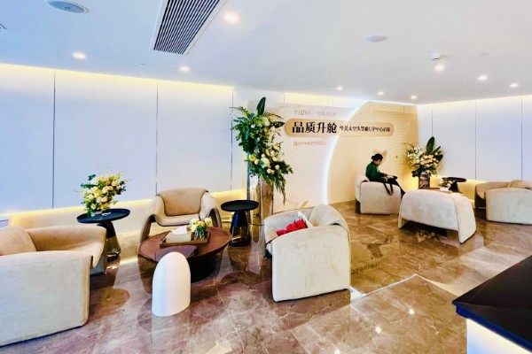 南宁华美医疗美容医院植发怎么样?植发技术靠谱,陈甫医生打造自然发际线.jpg