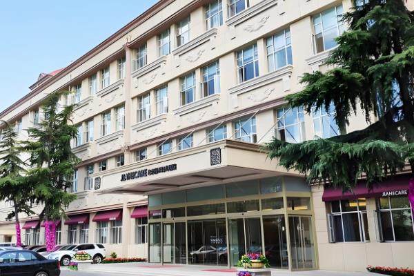 北京嘉禾整形隆胸好不好?从隆胸材料到隆胸技术看北京嘉禾档次高端真实力