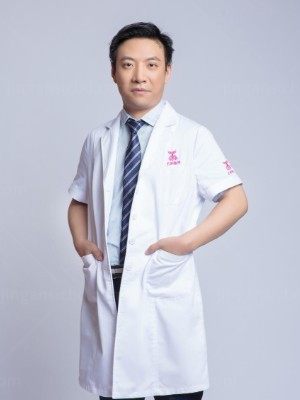严飞
