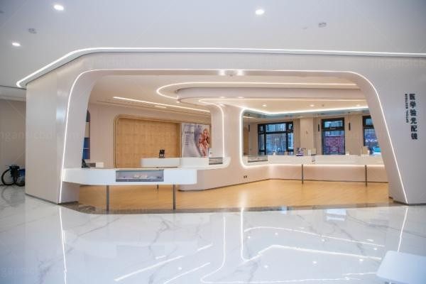 乌鲁木齐普瑞高新眼科医院