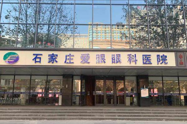 后巩膜加固术患者自述:薛<span style=
