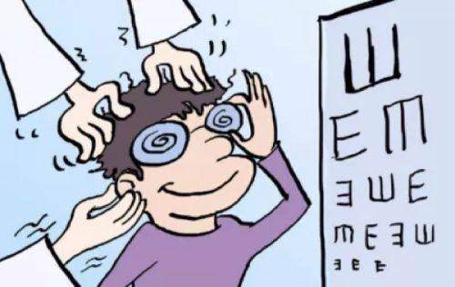 刘苏冰近视手术安全吗?术前严格检查,术后效果显著,23万例手术零事故!