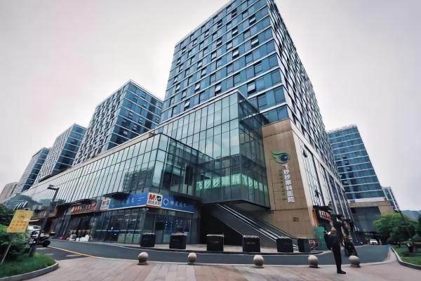 杭州飞秒眼科评价好不好?飞秒秒眼科总院技术评价超棒/医生团队实力靠谱